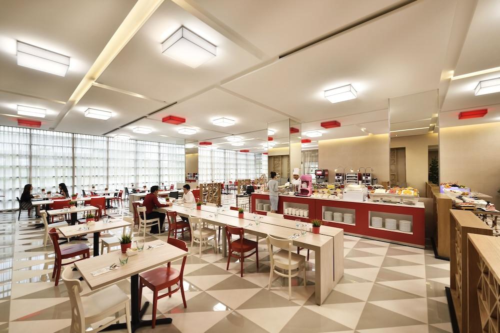 Genting Hotel Jurong سنغافورة المظهر الخارجي الصورة